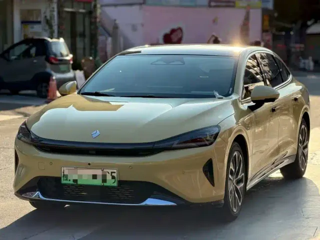 Фотография автомобиля — Baojun Xiangjing