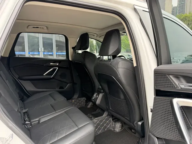 BMW X1 — Фото автомобиля 7