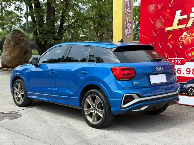 Audi Q2L — Фото автомобиля 12