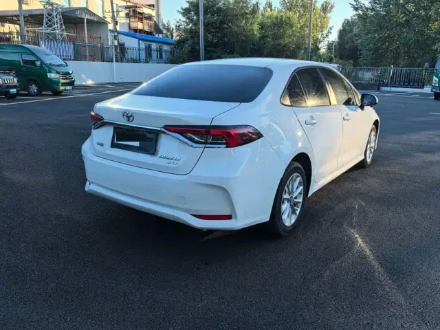 Toyota Corolla — Фото автомобиля 6