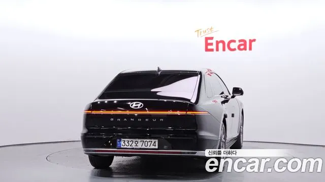 Hyundai Grandeur Grandeur (GN7) 2.5 Бензин 2WD — Фото автомобиля 4