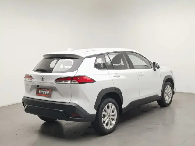 Toyota Frontlander — Фото автомобиля 2