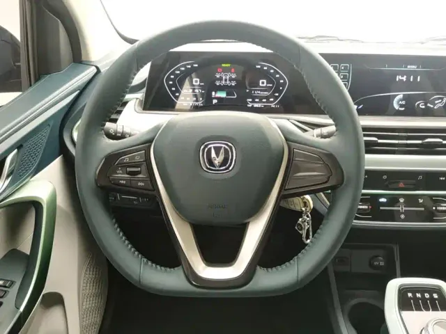 Changan Benben E-Star — Фото автомобиля 15