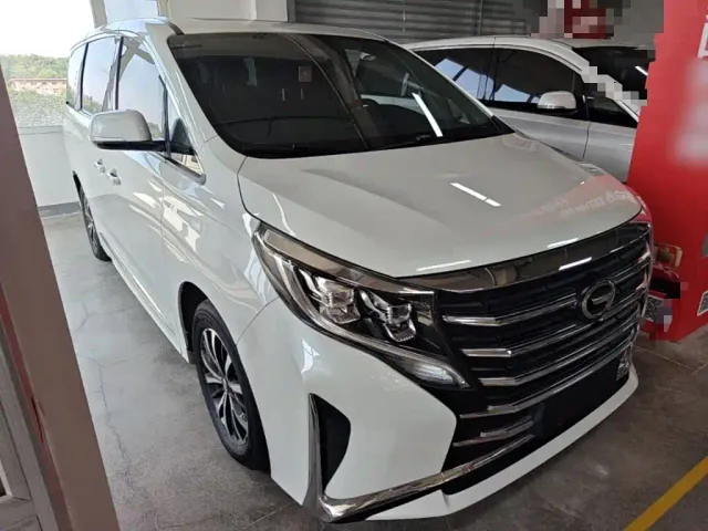 GAC Trumpchi Trumpchi M8 2024 Leadershow Series 390T Luxury Edition — Фото автомобиля 3