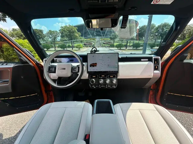 iCAR V23 — Фото автомобиля 6