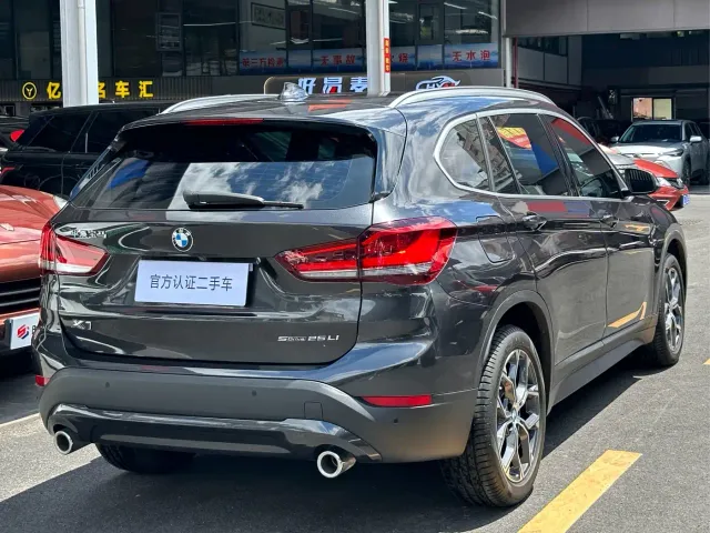 BMW BMW X1 2022 sDrive25Li Leading — Фото автомобиля 4