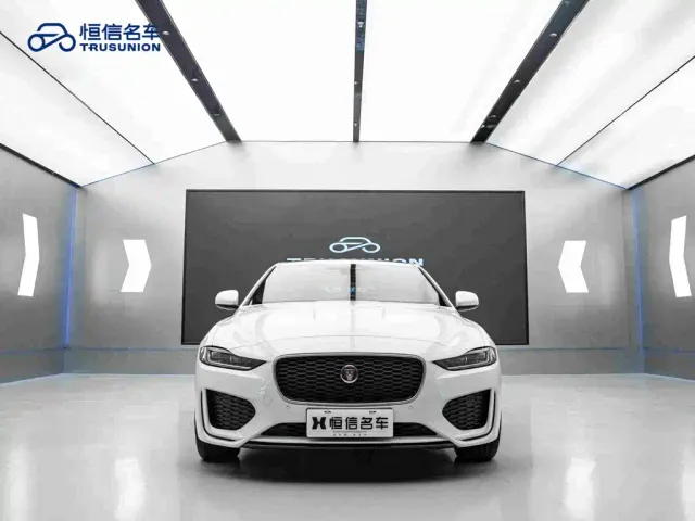 Jaguar XEL — Фото автомобиля 2