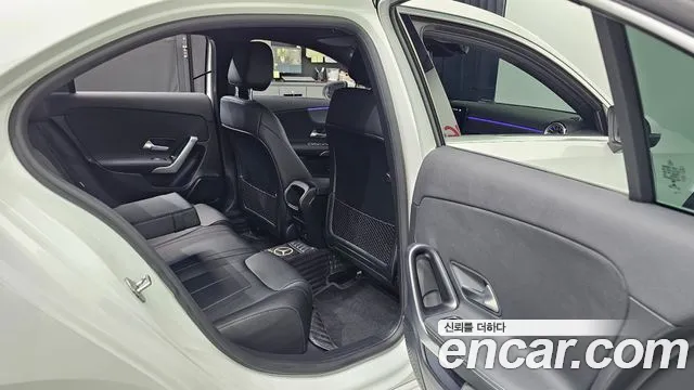 Mercedes-Benz A-Class W177 — Фото автомобиля 11
