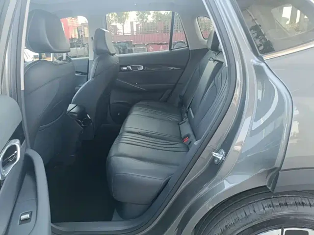 Geely Galaxy E5 — Фото автомобиля 16