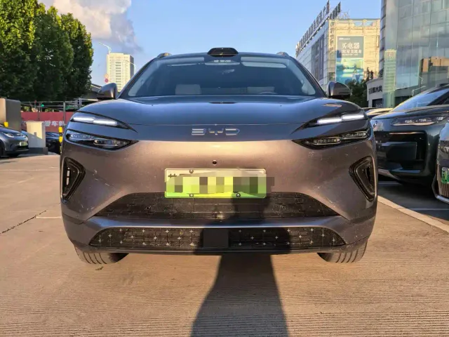 BYD Sealion 06 — Фото автомобиля 9
