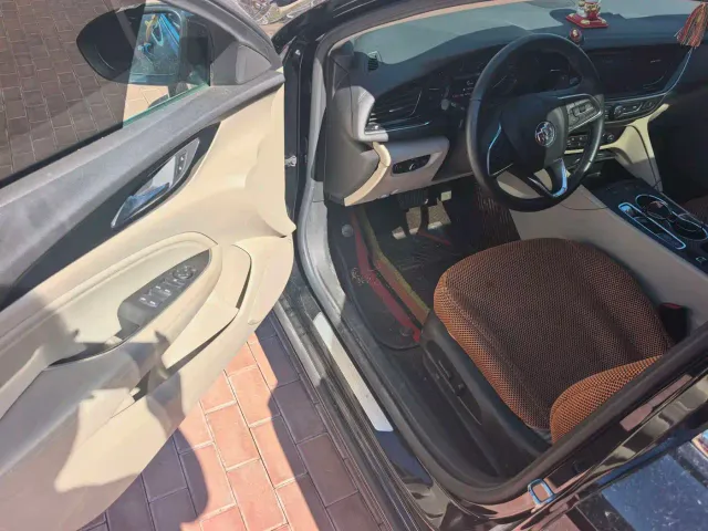 Buick Regal — Фото автомобиля 5