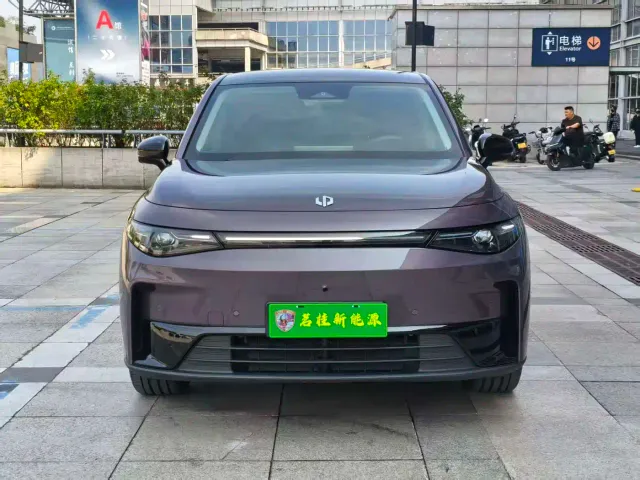 Leapmotor C10 — Фото автомобиля 2