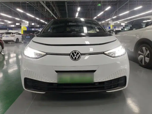 Volkswagen ID.3 — Фото автомобиля 2