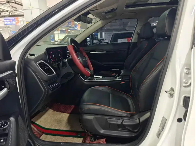 Kia Seltos — Фото автомобиля 6