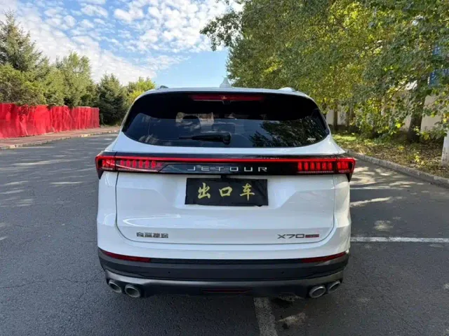 Jetour X70 Plus — Фото автомобиля 5