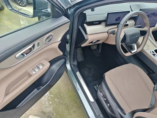 Chery Fengyun T8 — Фото автомобиля 15