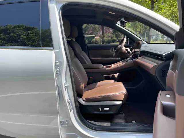 Wuling Starlight S — Фото автомобиля 10