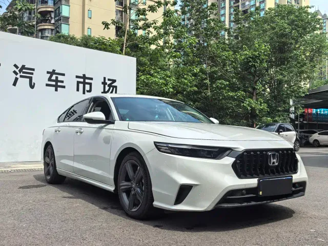 Honda Inspire — Фото автомобиля 3