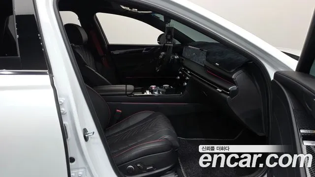 Genesis G80 RG3 — Фото автомобиля 16