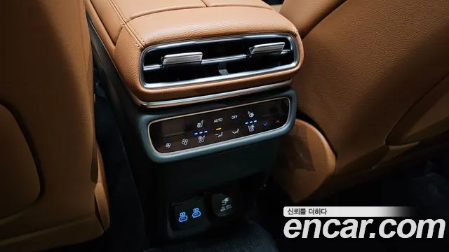 Genesis GV80 2.5T Бензин AWD — Фото автомобиля 16