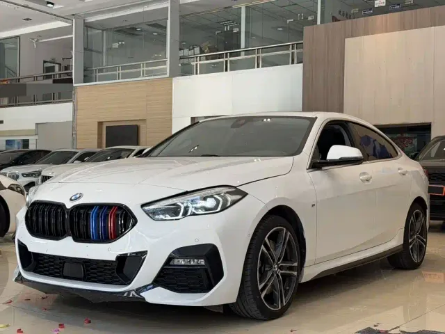 Фотография автомобиля — BMW 2 Series