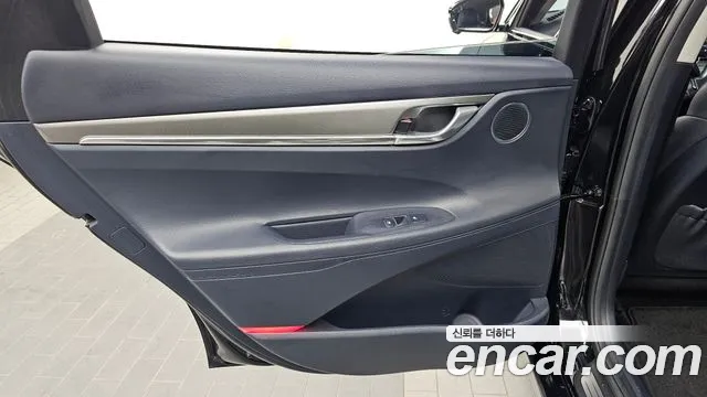 Hyundai Grandeur New — Фото автомобиля 14