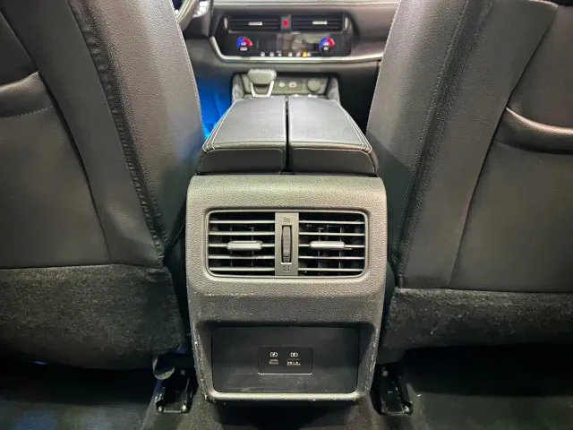 Nissan X-Trail — Фото автомобиля 8