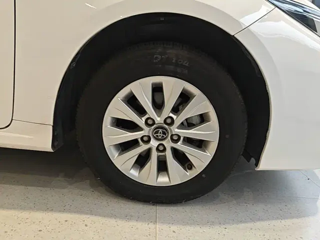 Toyota Corolla — Фото автомобиля 11