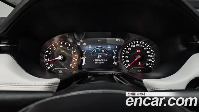 Jeep Compass — Фото автомобиля 11
