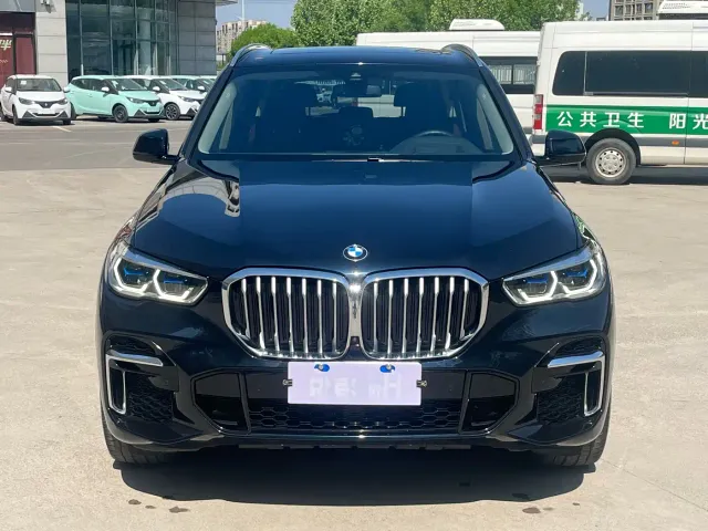 BMW X5 — Фото автомобиля 2