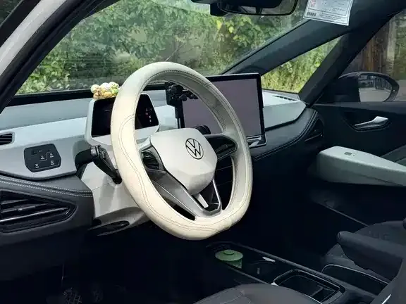 Volkswagen ID.3 — Фото автомобиля 3