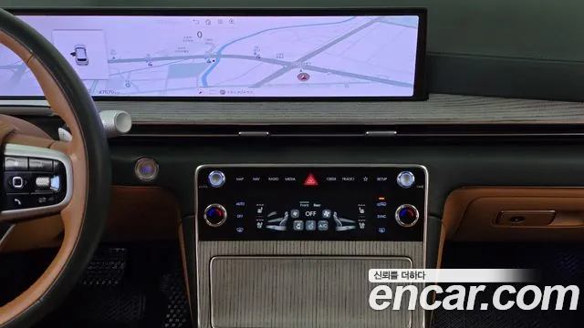 Genesis GV80 — Фото автомобиля 19