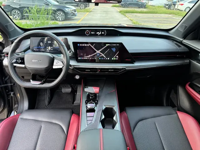 Changan Z6 — Фото автомобиля 10