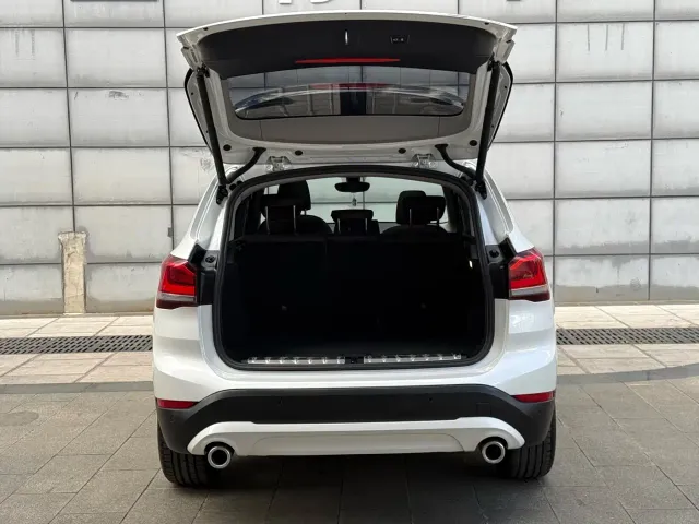 BMW X1 — Фото автомобиля 23