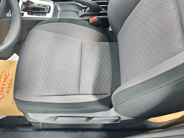 Honda Fit — Фото автомобиля 12