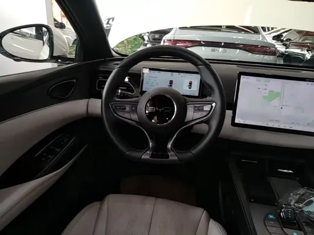 BYD Seal 06 — Фото автомобиля 10
