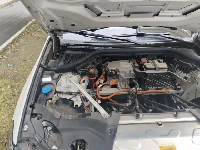 BMW iX3 — Фото автомобиля 19