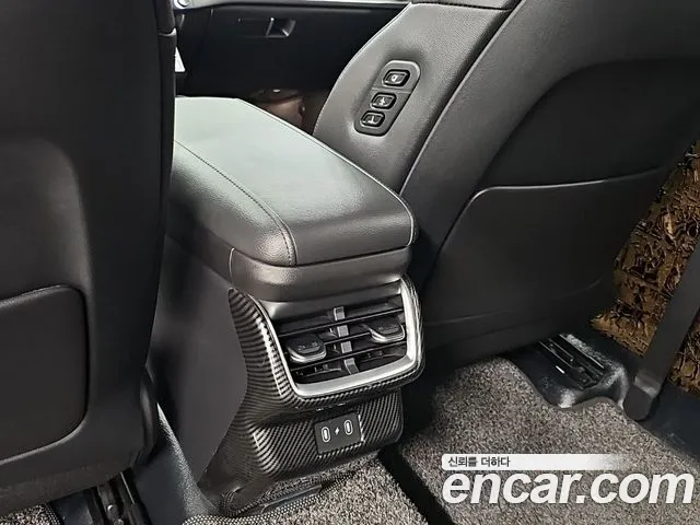 Hyundai Grandeur GN7 — Фото автомобиля 13