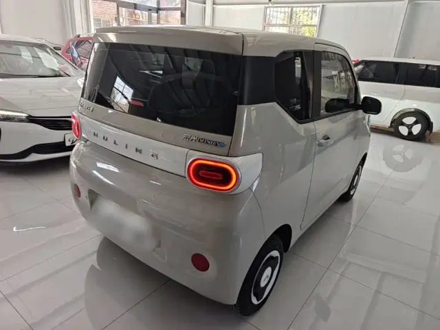 Wuling Hongguang Mini EV — Фото автомобиля 6