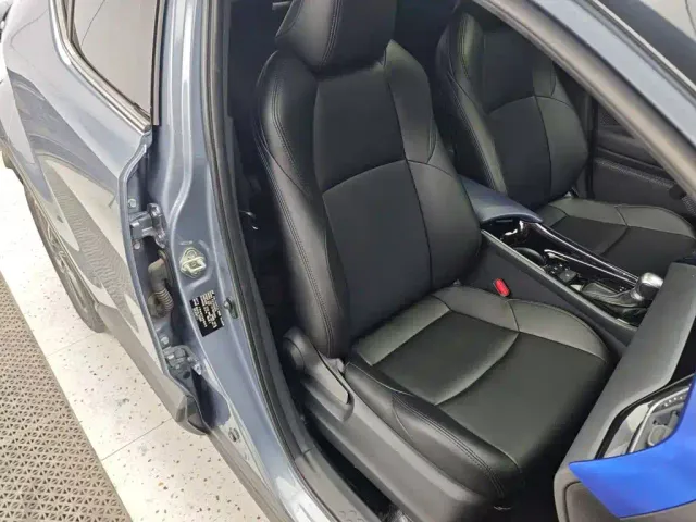 Toyota C-HR — Фото автомобиля 24
