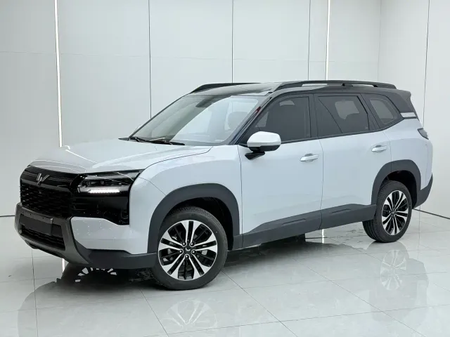 Фотография автомобиля — Wuling Starlight 560