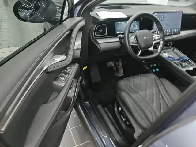 BYD Sealion 07 EV — Фото автомобиля 15