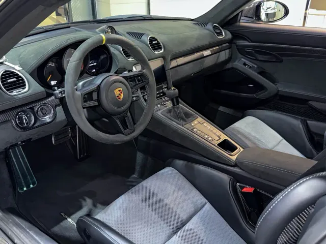 Porsche 718 — Фото автомобиля 12