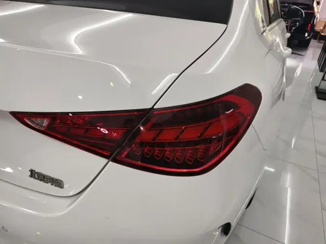 Mercedes-Benz C-Class — Фото автомобиля 7