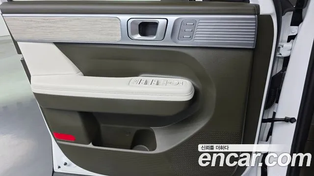 Hyundai Santafe — Фото автомобиля 24