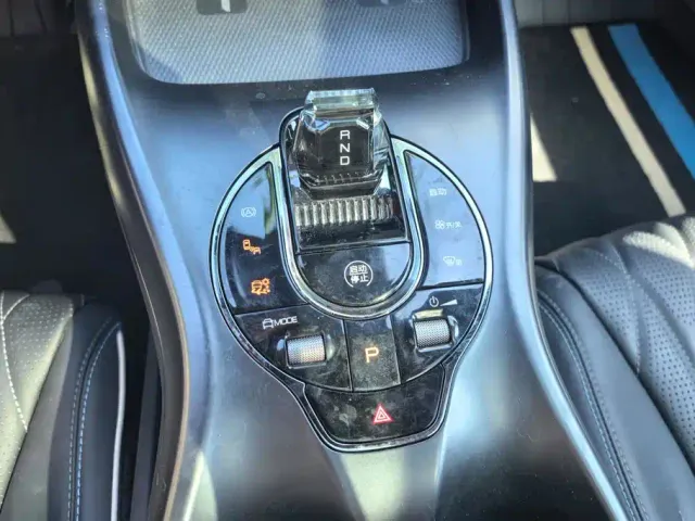 BYD Seal — Фото автомобиля 16