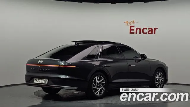 Hyundai Grandeur GN7 — Фото автомобиля 2
