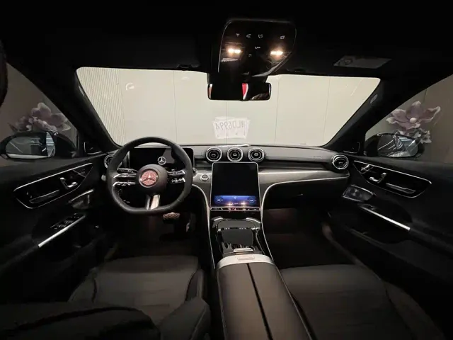 Mercedes-Benz C-Class — Фото автомобиля 12
