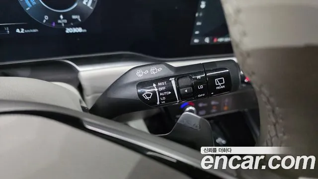 Kia Niro — Фото автомобиля 29