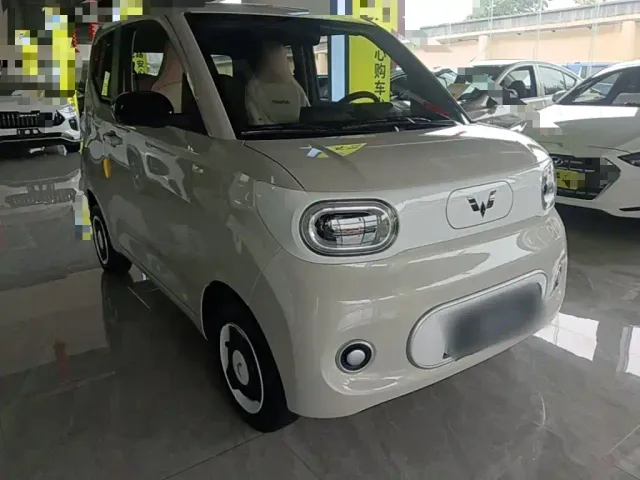 Wuling Hongguang Mini EV — Фото автомобиля 3